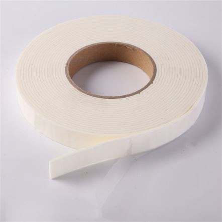 Самозалепваща PVC пяна със средна плътност